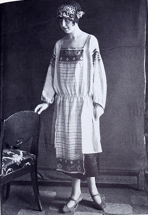 Lamanova's designs at 1923. A costume incorporating embroidered towels
