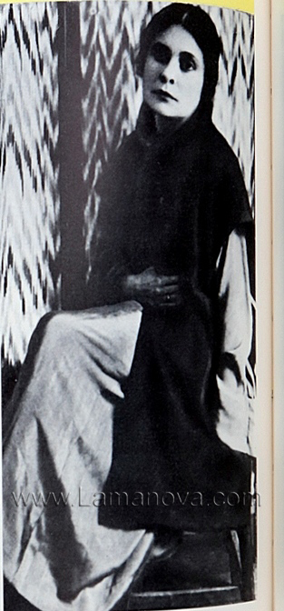 Lilia Brik in Lamanova's two-color costume. 1923.
