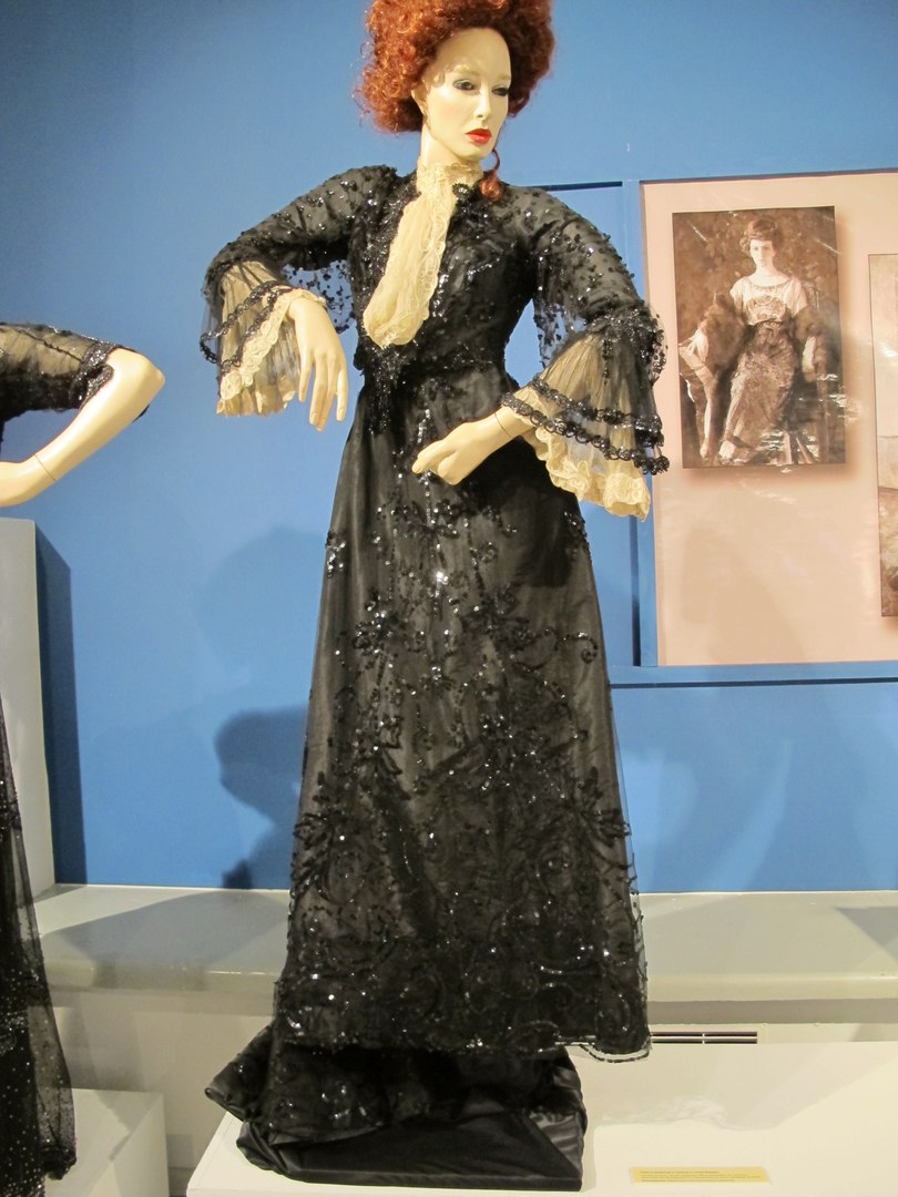 Платье визитное из коллекции Ольги Извольской