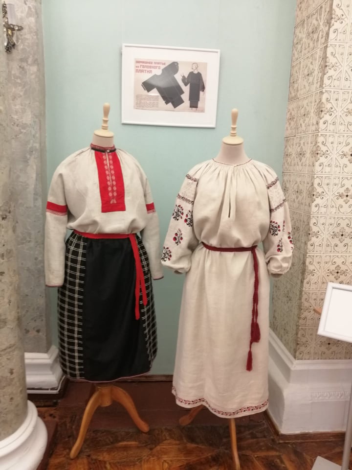 Предметы одежды из собственной коллекции русских народных костюмов конца XIX века фонд РГБИ