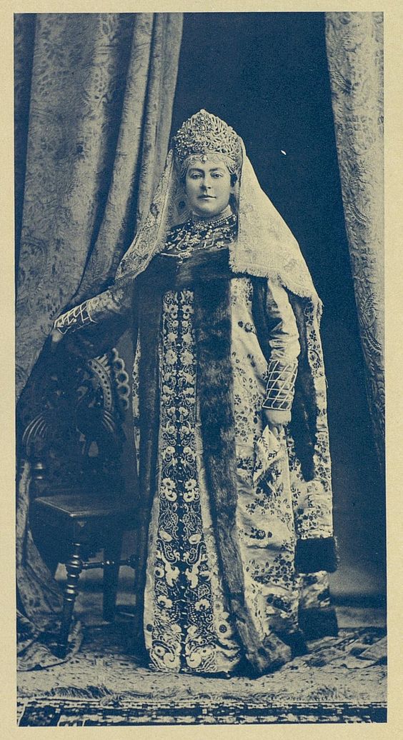 Графиня София Ивановна Граббе, дочь Ивана Александровича Всеволожского на костюмированном императорском балу 1903 года