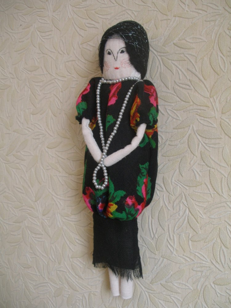 Куклы в память о Надежде Петровне Ламановой и её советской коллекции